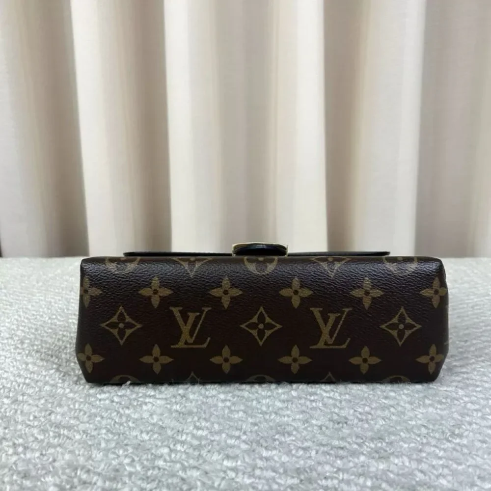 Louis Vuitton Women Pre-Loved Bag Very Good Condition
